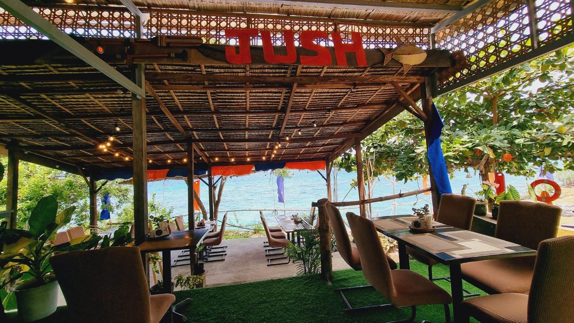 ホテル Jush Native And Glamping Dauis エクステリア 写真