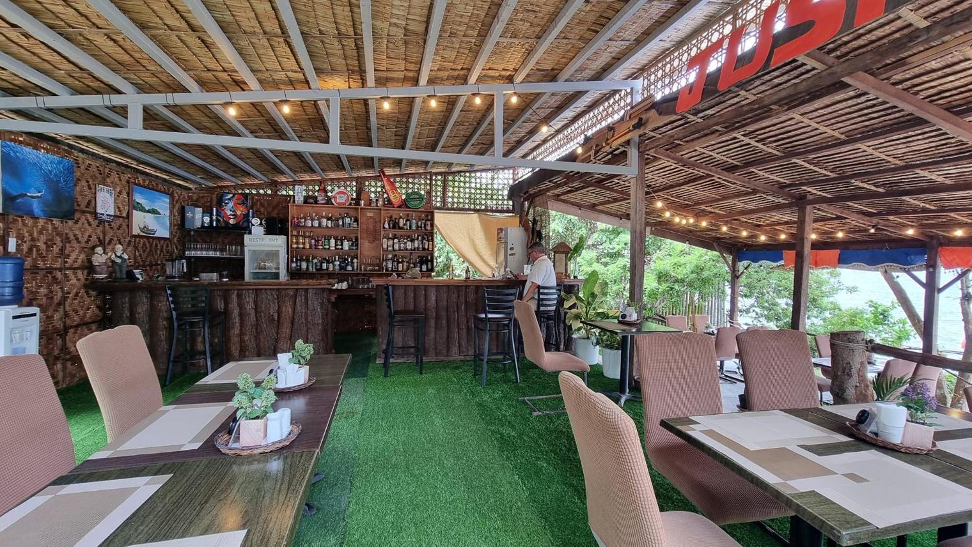 ホテル Jush Native And Glamping Dauis エクステリア 写真