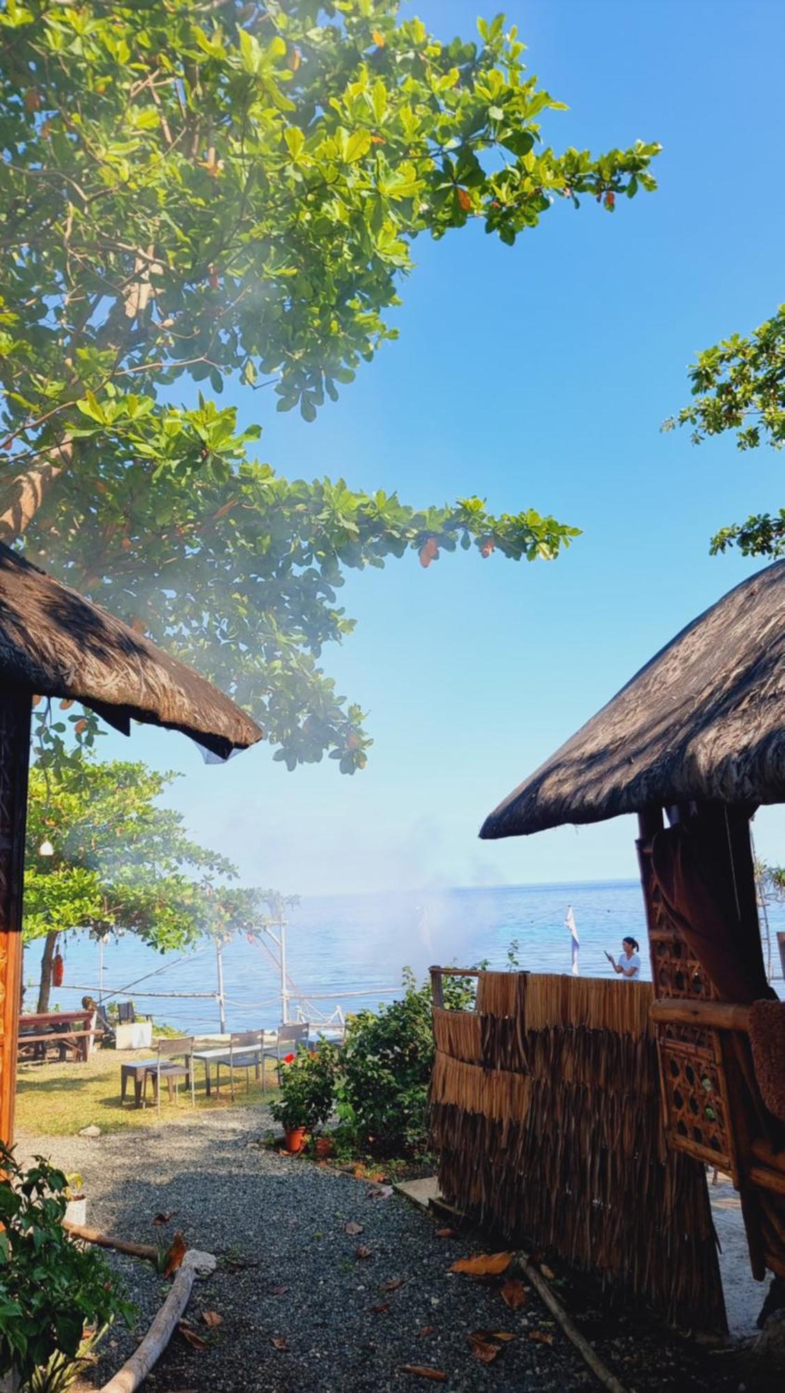 ホテル Jush Native And Glamping Dauis エクステリア 写真