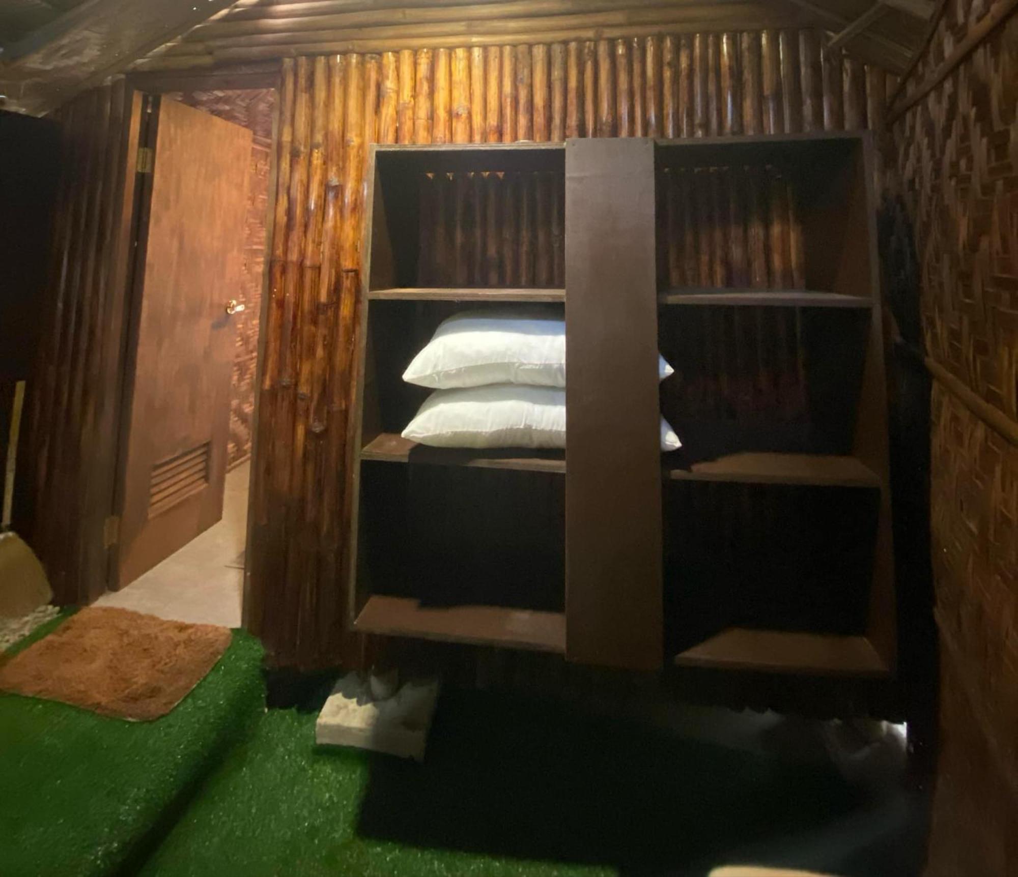 ホテル Jush Native And Glamping Dauis エクステリア 写真
